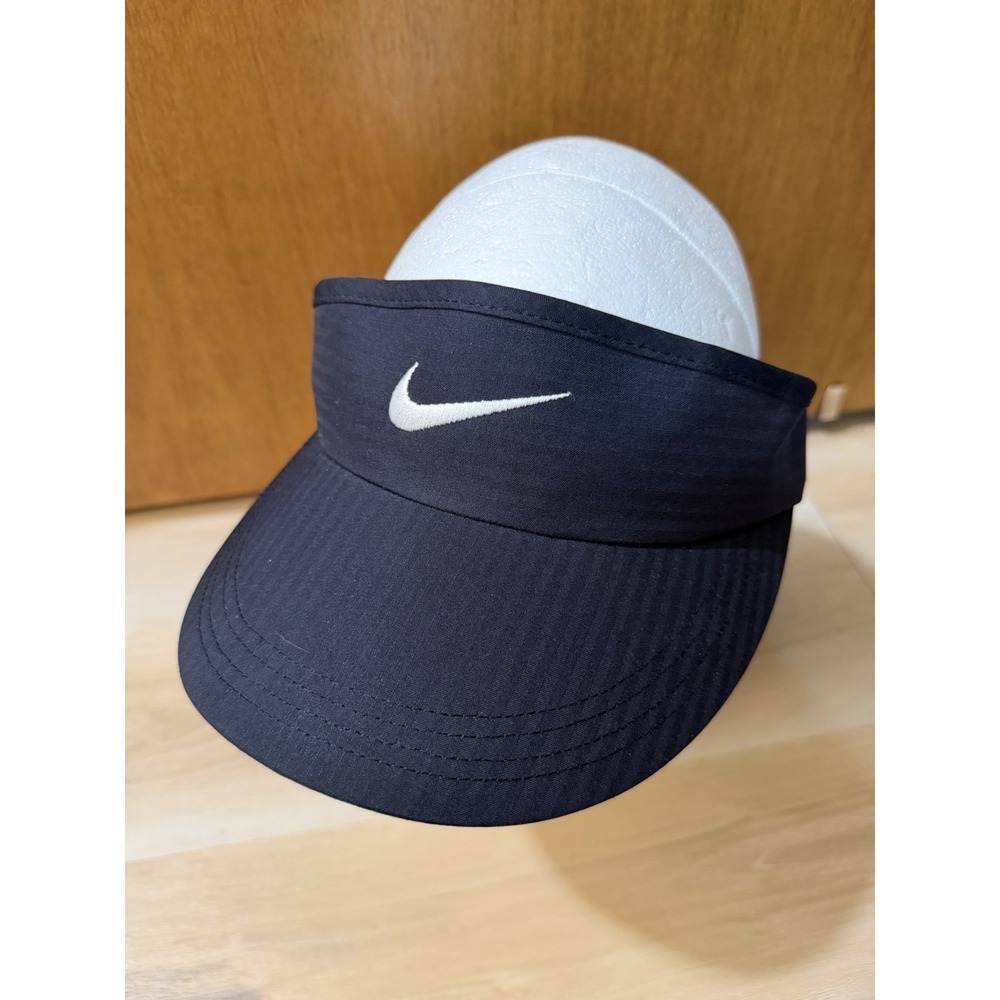 Nike Adjustable Visor Black White Logo Golf Dri-FIT Swoosh Logo Cap Hat‎ Sports